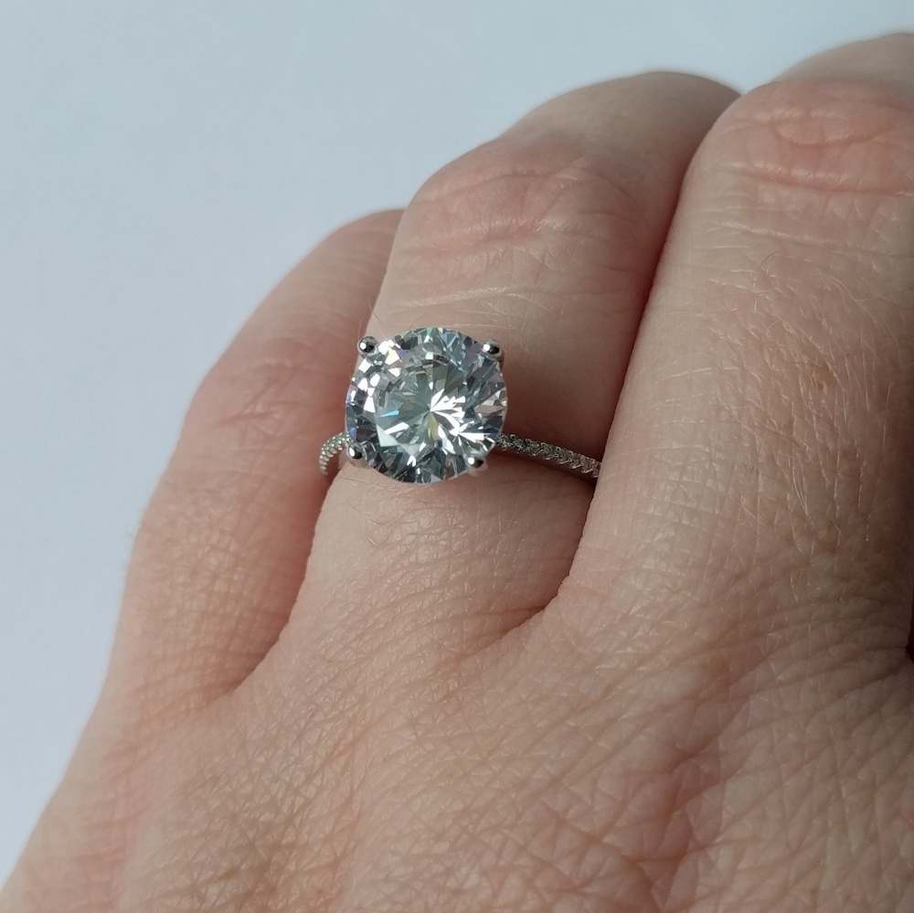 Cubic Zirconia engagement ring size 6